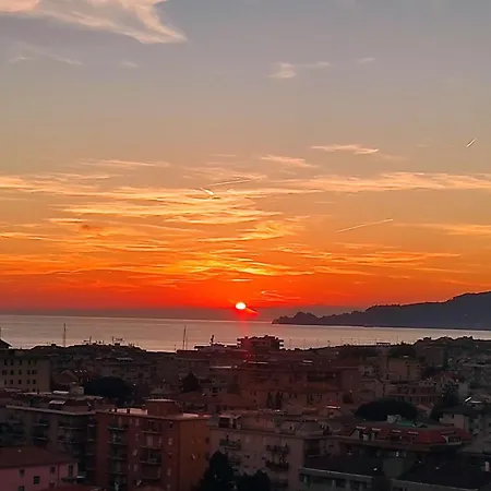 Super Vista Al Grattacielo Di Apartman Lavagna