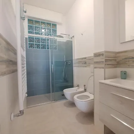 Super Vista Al Grattacielo Di Appartement